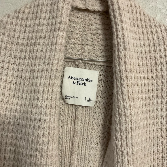 Abercrombie & Fitch Beige Cardigan Sweater - Picture 3 of 4